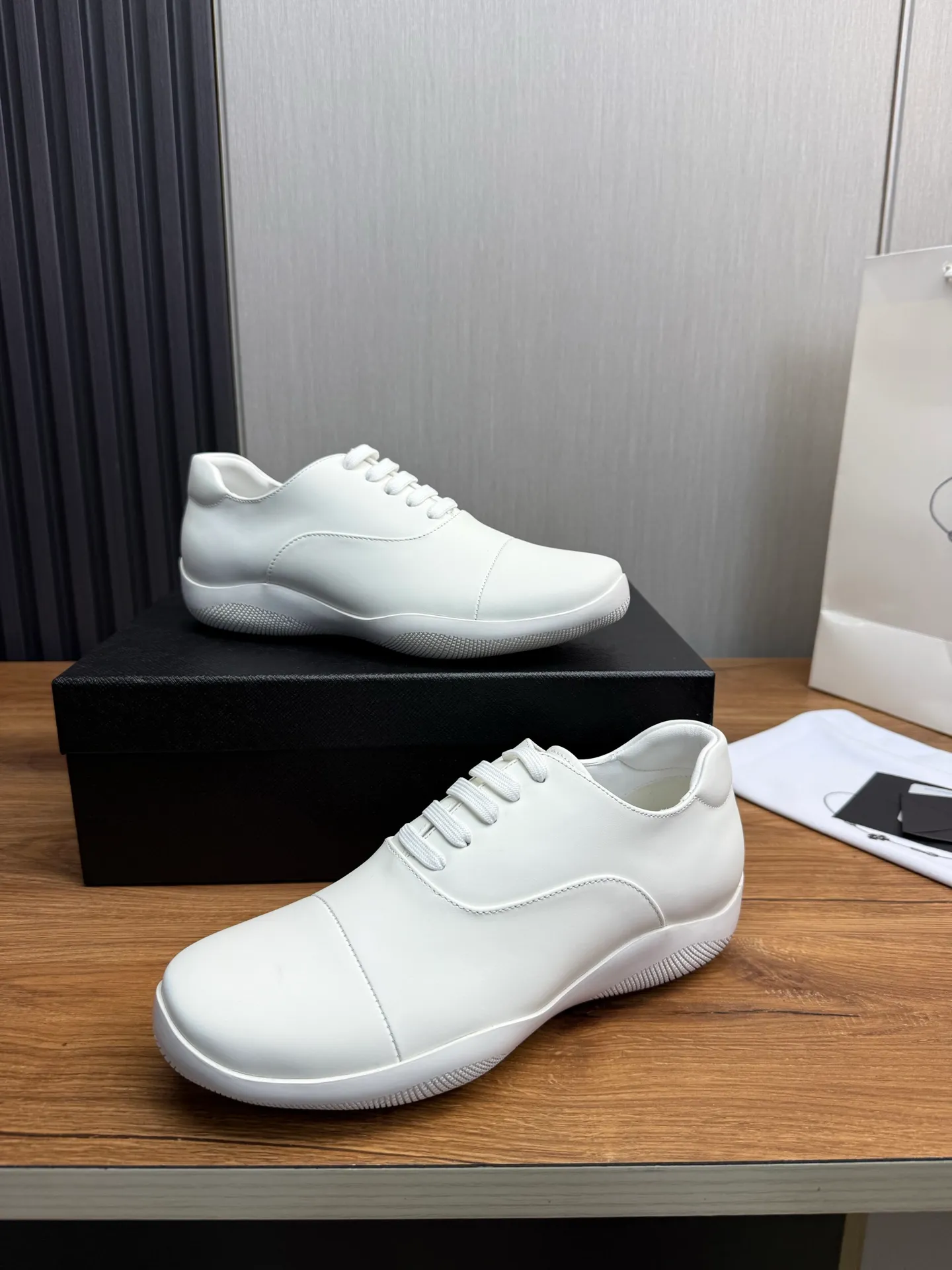 Men's shoes 💰760💰 [PRADA] New models synchronized with the official website, high-quality shipments ✔️Best sellers🔥 Original cowhide + cowhide lining, 1🆚1 replica, original original sole, 38-45 (men's 38.45 custom-made, non-refundable)